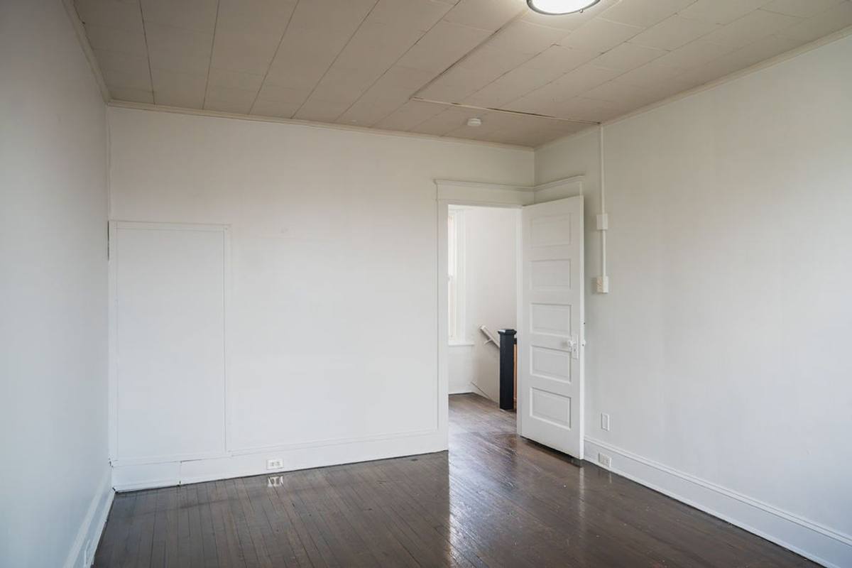 Apartment for rent at 702 St John, Allentown, PA 18103