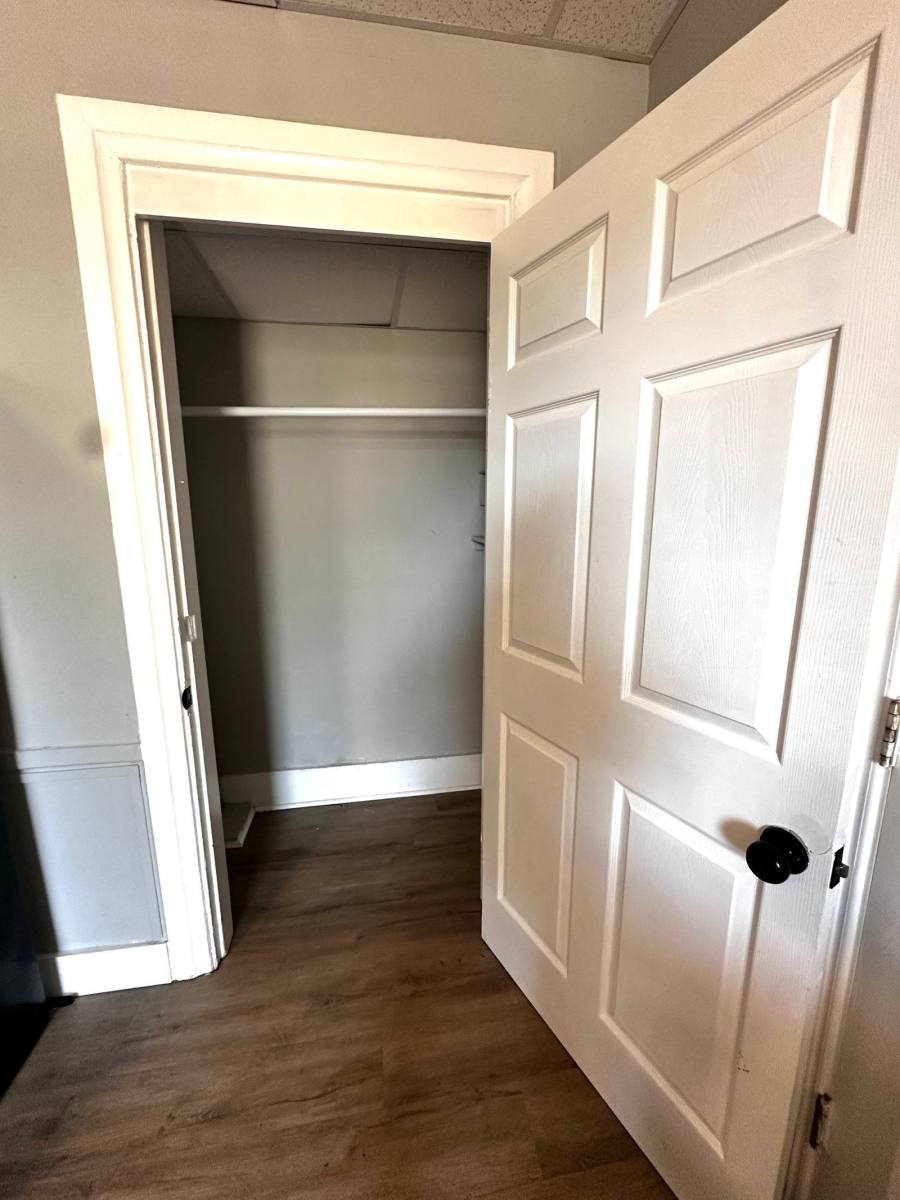 Apartment for rent at 539 Pine St, Manchester, NH 03104