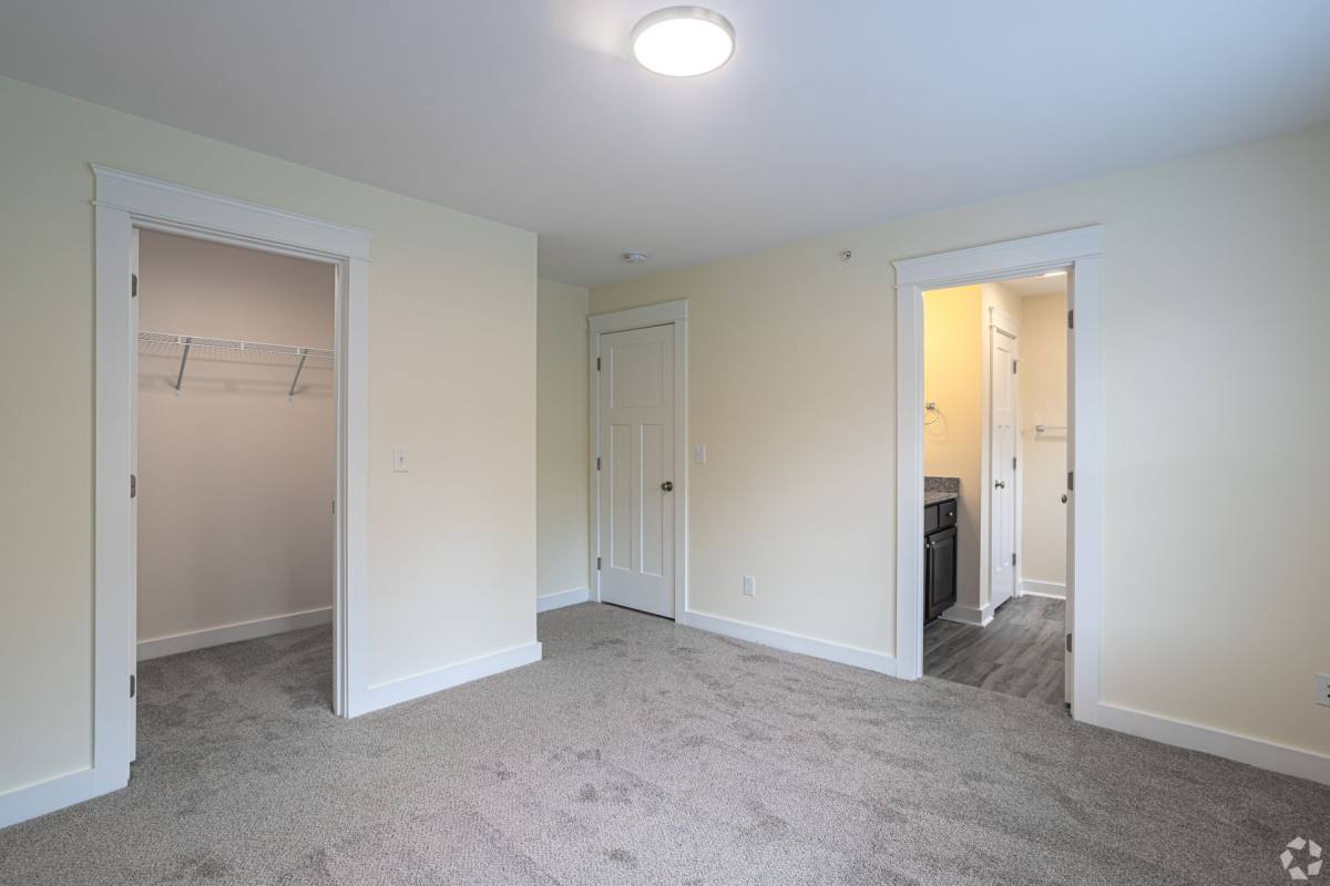 Townhouse for rent at 12 Truman Circle, Rochester, NH 03867