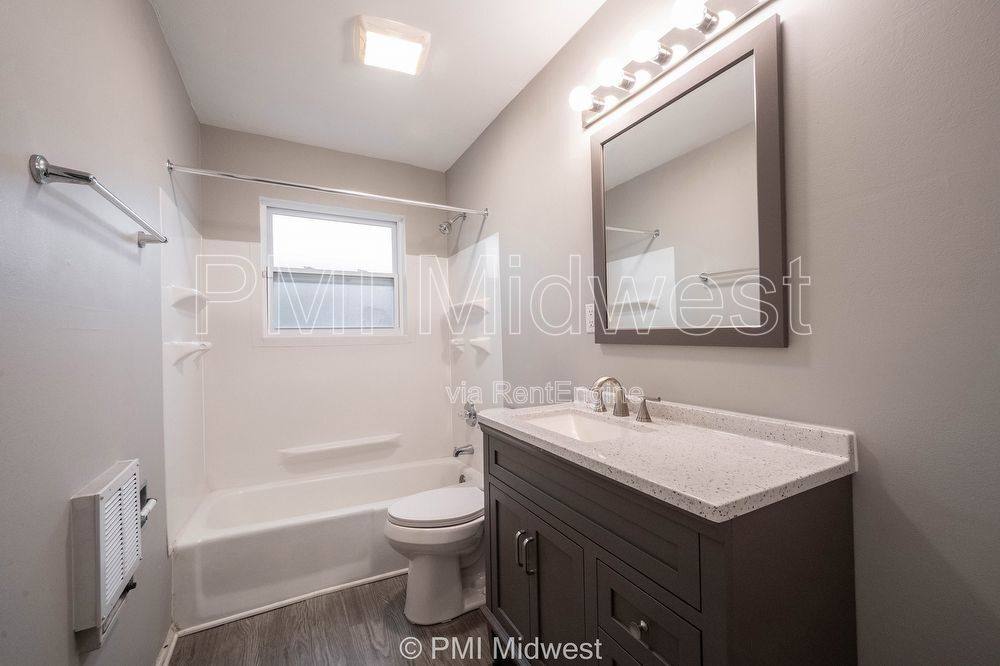 Apartment for rent at 823 Iowa St, Indianapolis, IN 46203