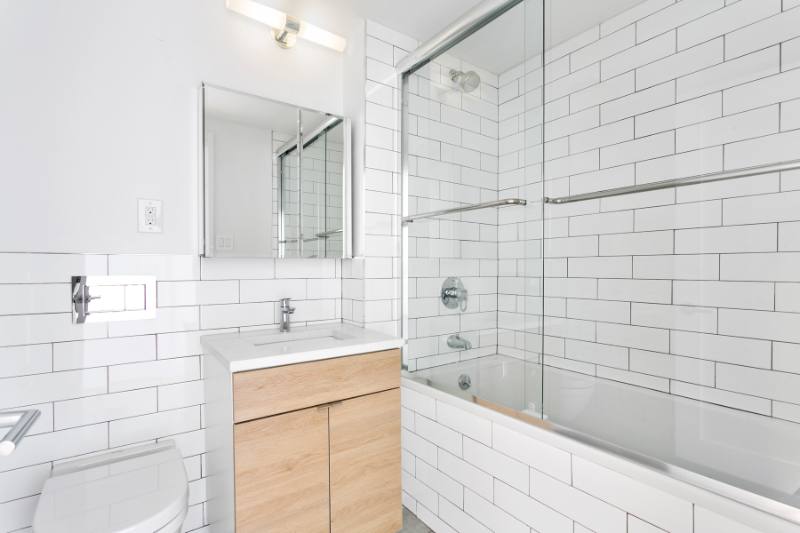 House for rent at 6260 99 St, Forest Hills, NY 11375