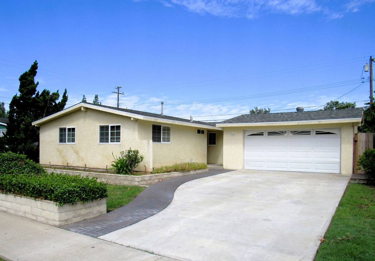 House for rent at 7049 Fillmore Dr, Buena Park, CA 90620