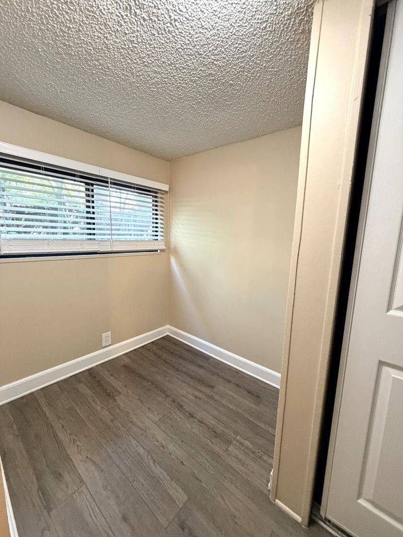 Apartment for rent at 2613 Green St, Jacksonville, FL 32204