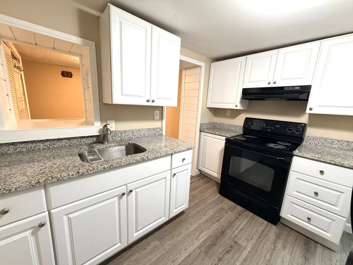 Apartment for rent at 2613 Green St, Jacksonville, FL 32204