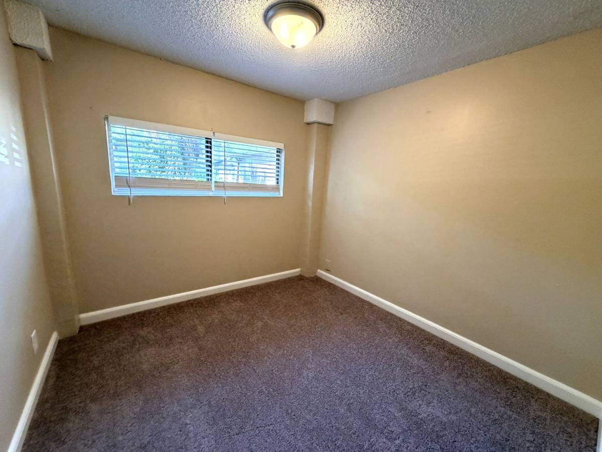 Apartment for rent at 2613 Green St, Jacksonville, FL 32204