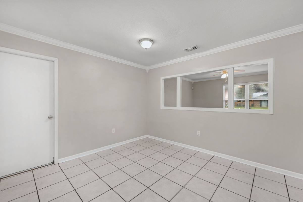 House for rent at 823 Meadow Lane, Fort Walton Beach, FL 32547
