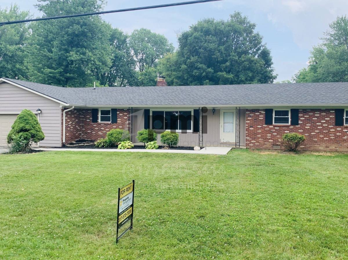 House for rent at 951 Pawnee Rd, Carmel, IN 46032