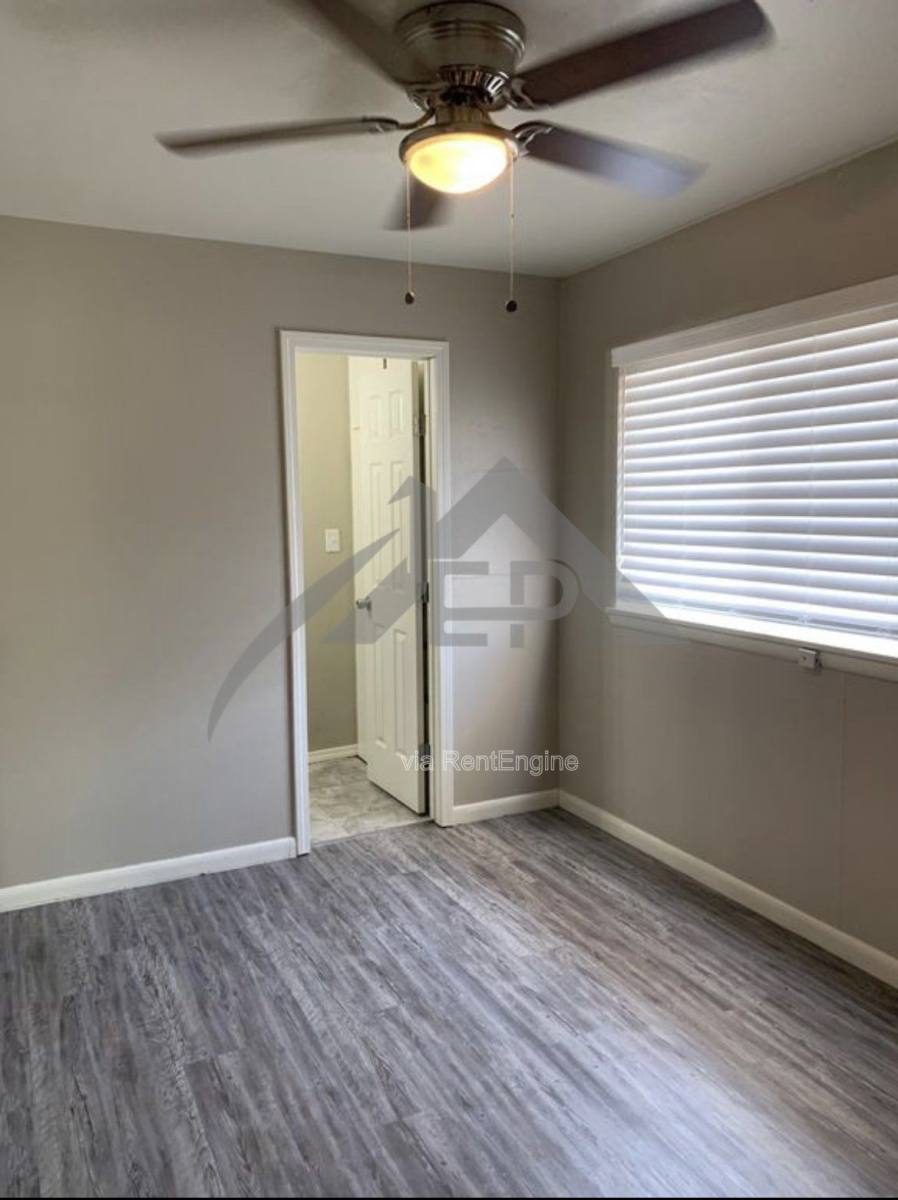 Apartment for rent at 207 E Hurd St #3, Edmond, OK 73034