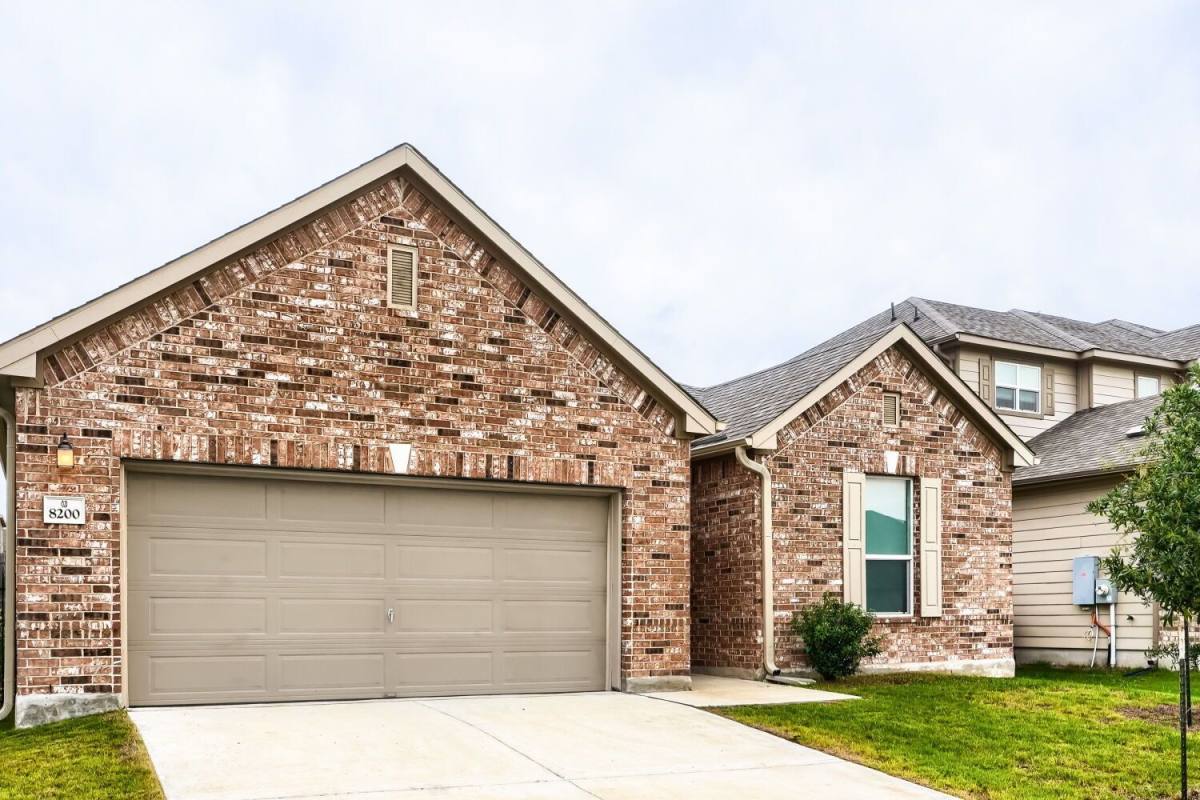 House for rent at 8200 Knoxville Trail, Austin, TX 78744