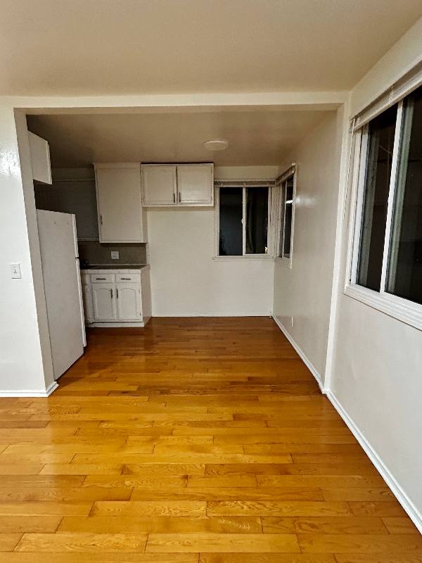 Apartment for rent at 1737 N Sycamore Ave #211, Los Angeles, CA 90028