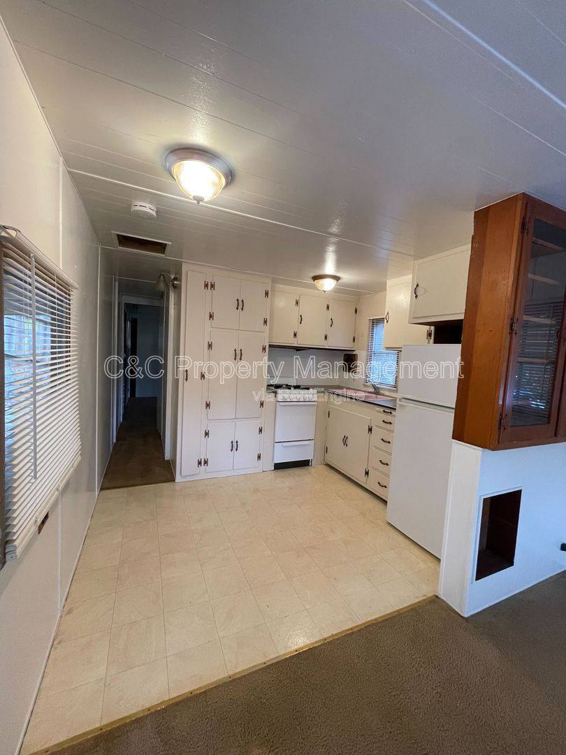 Apartment for rent at 17653-17663 Vierra Canyon Rd #17655, Salinas, CA 93907
