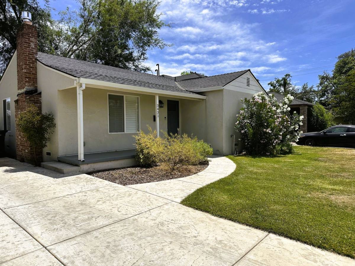 House for rent at 3431 58th St, Sacramento, CA 95820