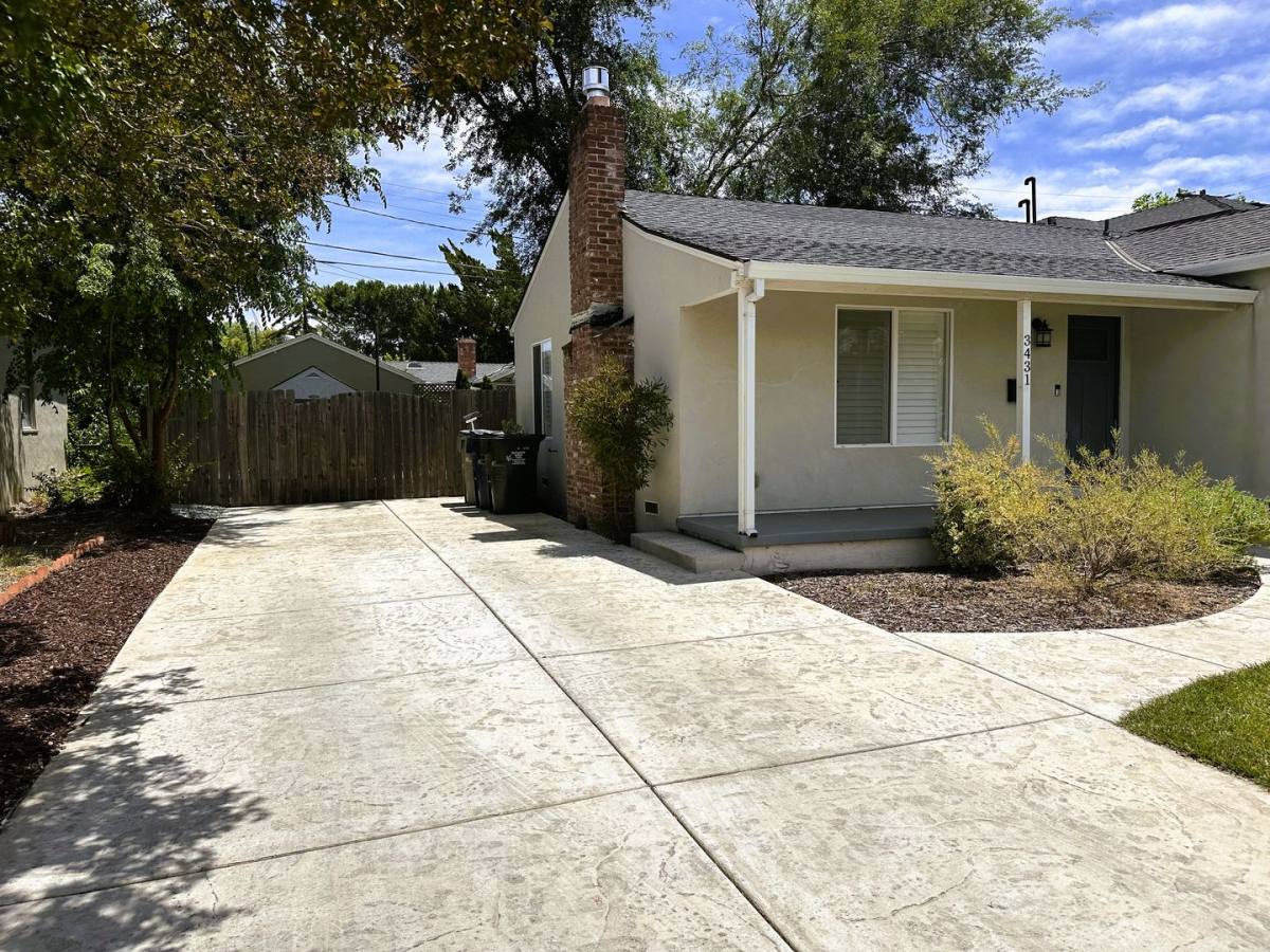 House for rent at 3431 58th St, Sacramento, CA 95820
