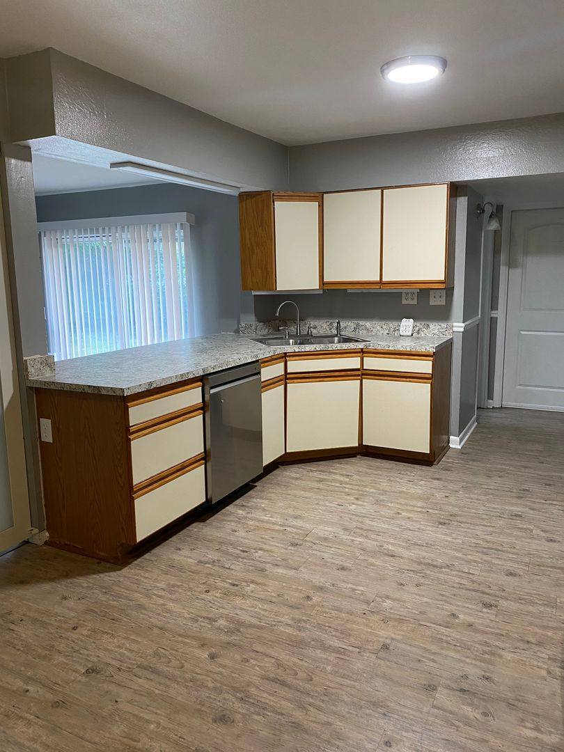 House for rent at 1100 Carissa Dr, Tallahassee, FL 32308