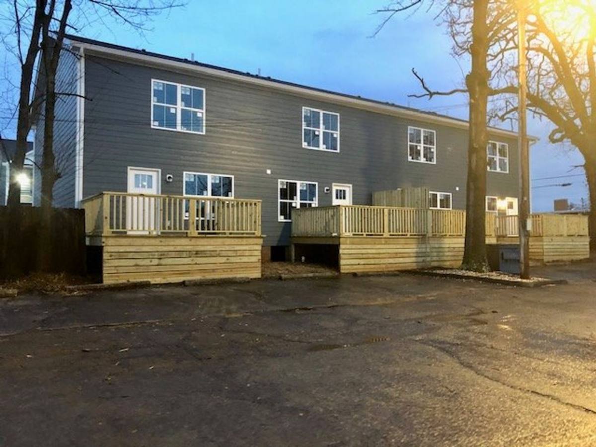Apartment for rent at 1138 Kenton St E, Bowling Green, KY 42101