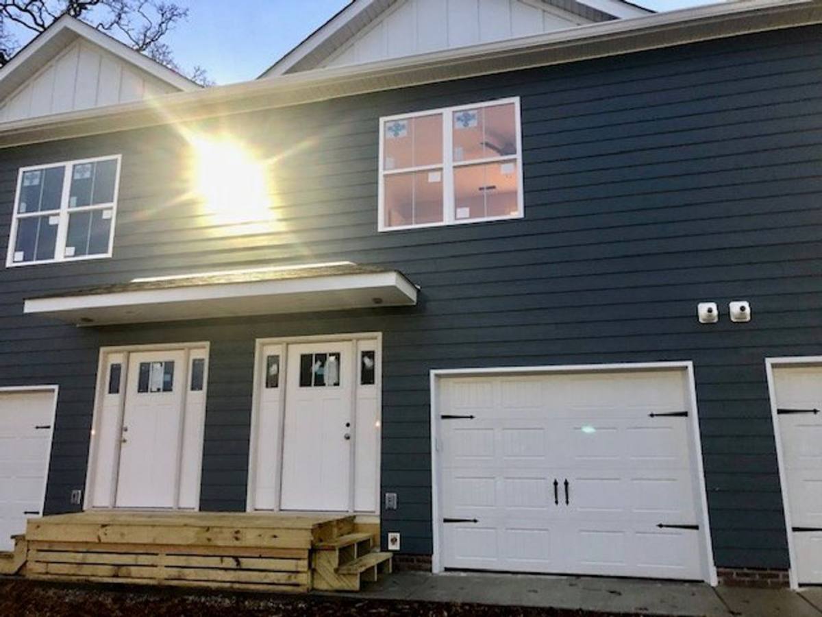 Apartment for rent at 1138 Kenton St E, Bowling Green, KY 42101