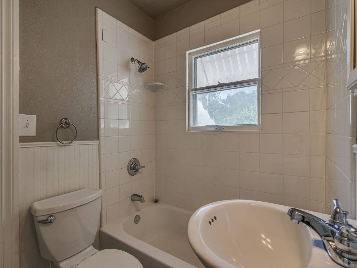 House for rent at 917 Fay Ave, Norman, OK 73069