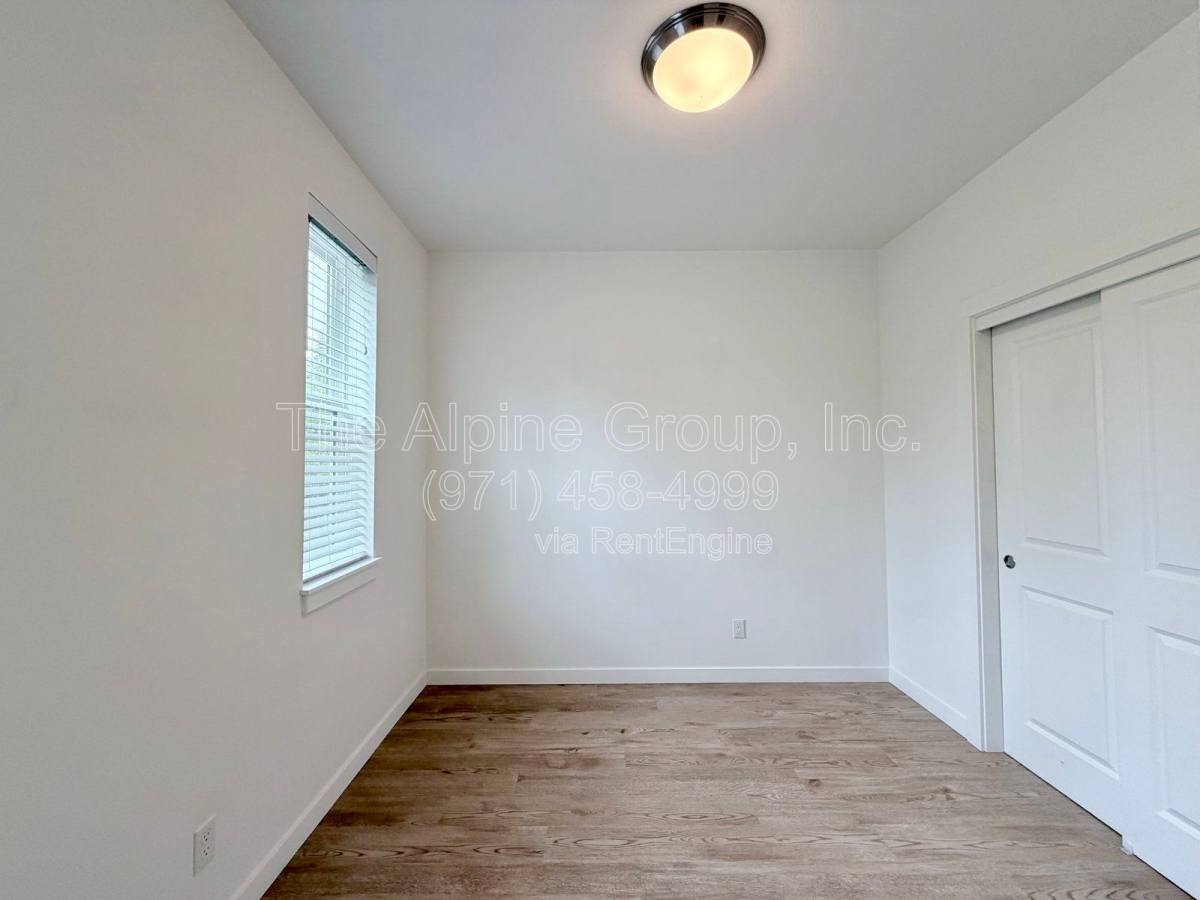 Apartment for rent at 3014 SE 8th Ave #306, Portland, OR 97202