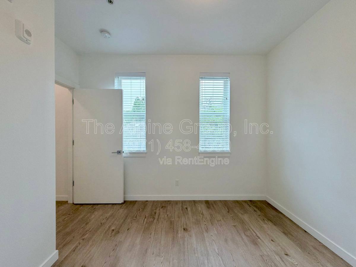 Apartment for rent at 3014 SE 8th Ave #306, Portland, OR 97202