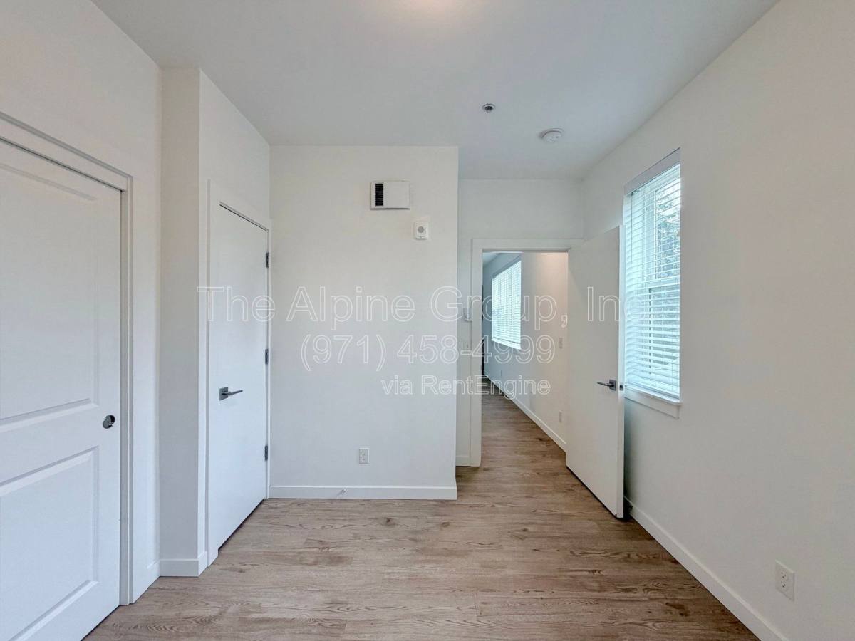 Apartment for rent at 3014 SE 8th Ave #306, Portland, OR 97202