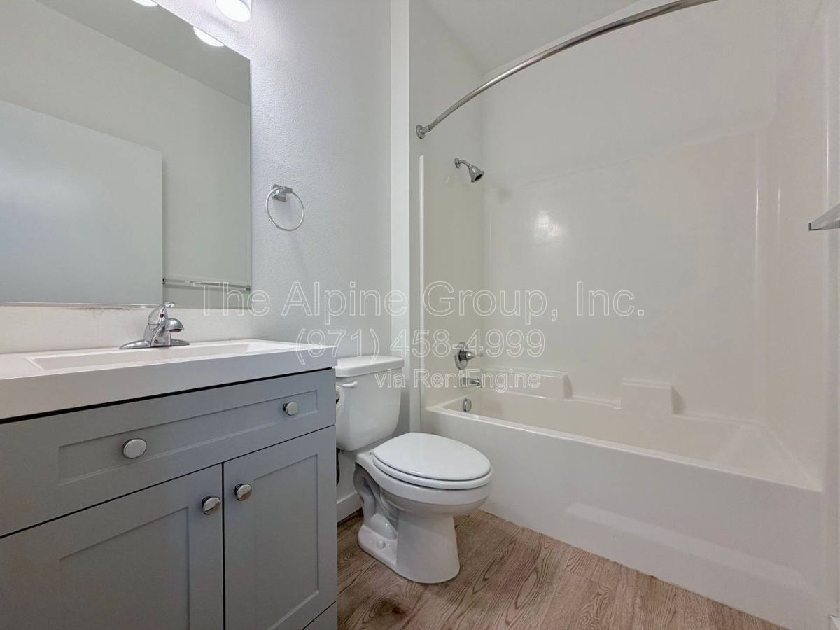 Apartment for rent at 3014 SE 8th Ave #306, Portland, OR 97202