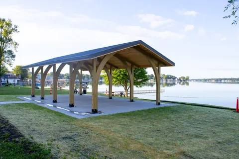 House for rent at 7405 Lake Shore Dr, Cedar Lake, IN 46303