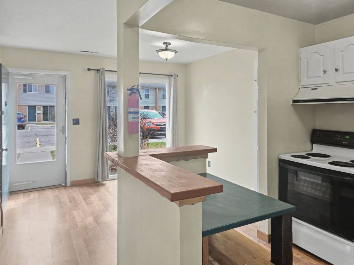 Condo for rent at 3510 Kenbrooke Court, Kalamazoo, MI 49006
