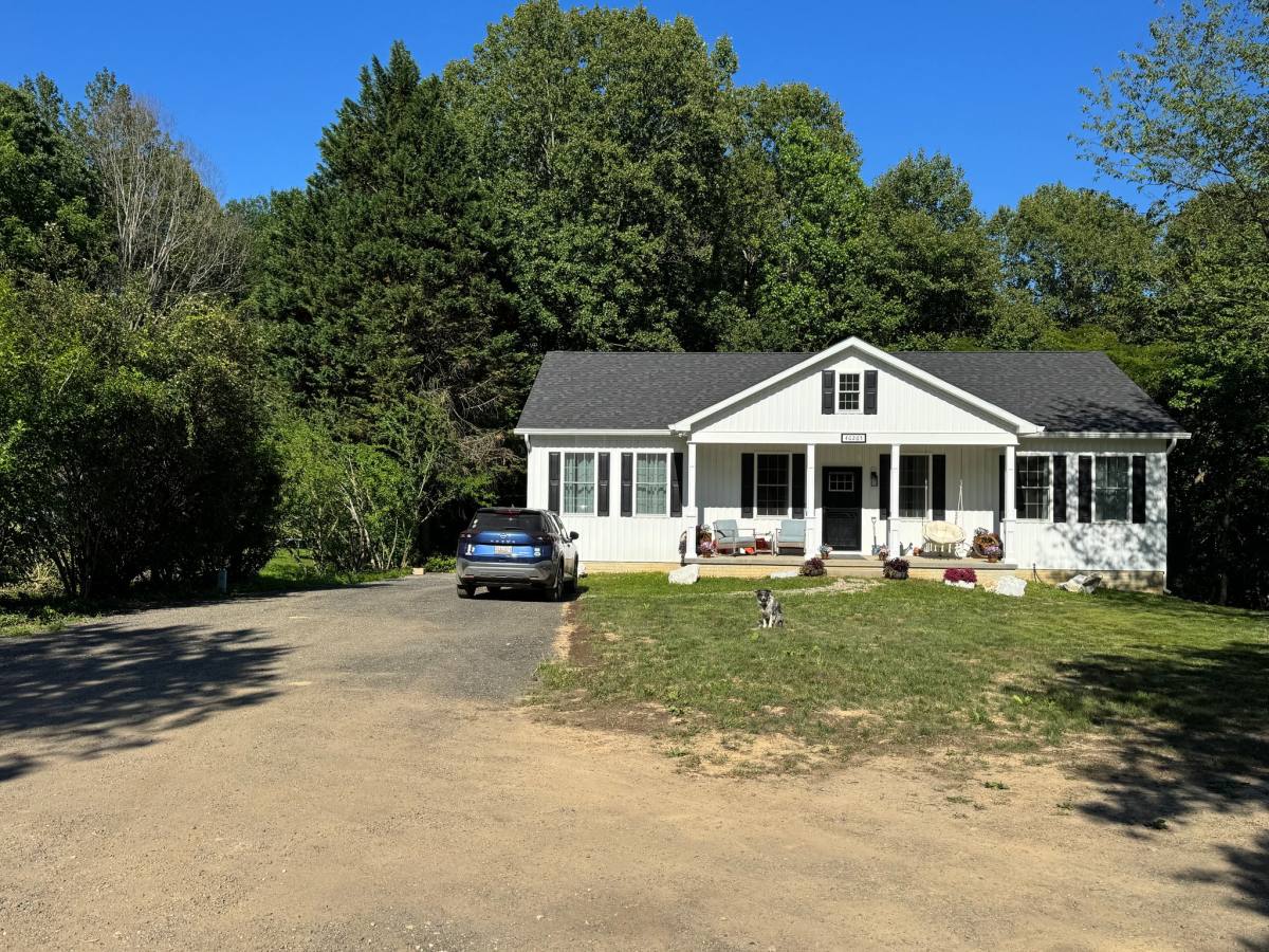 Apartment for rent at 40265 Hidden Meadow Lane #1, Mechanicsville, MD 20659