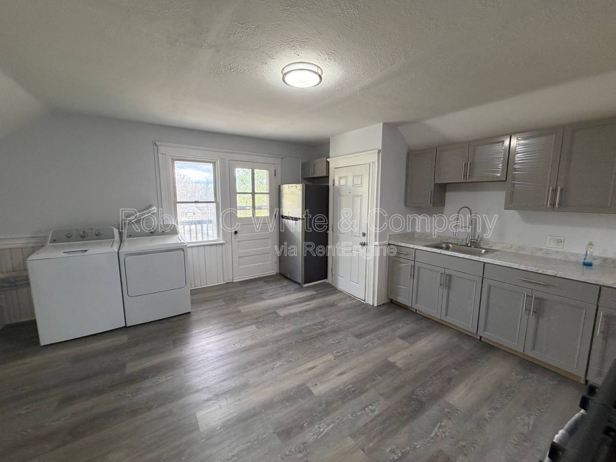 Apartment for rent at 28 Hull St #3, Bristol, CT 06010