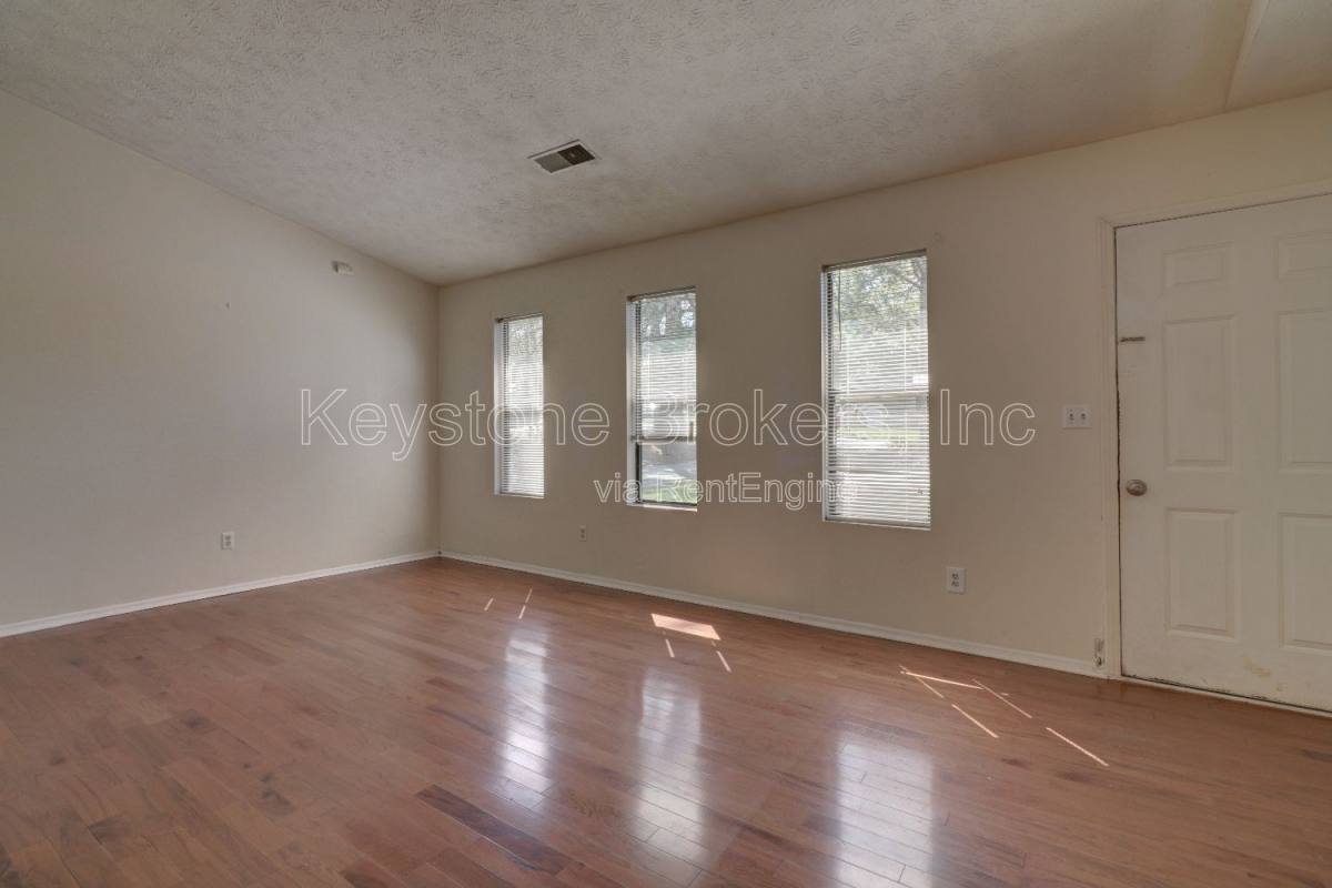 House for rent at 7060 Kimberly Mill Rd, Atlanta, GA 30349