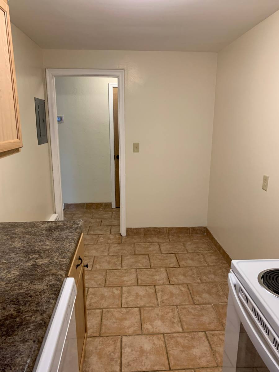 Apartment for rent at 859 St Paul Ave #9, Saint Paul, MN 55116