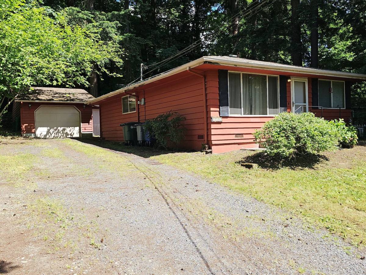 House for rent at 24107 7th Ave W, Bothell, WA 98021