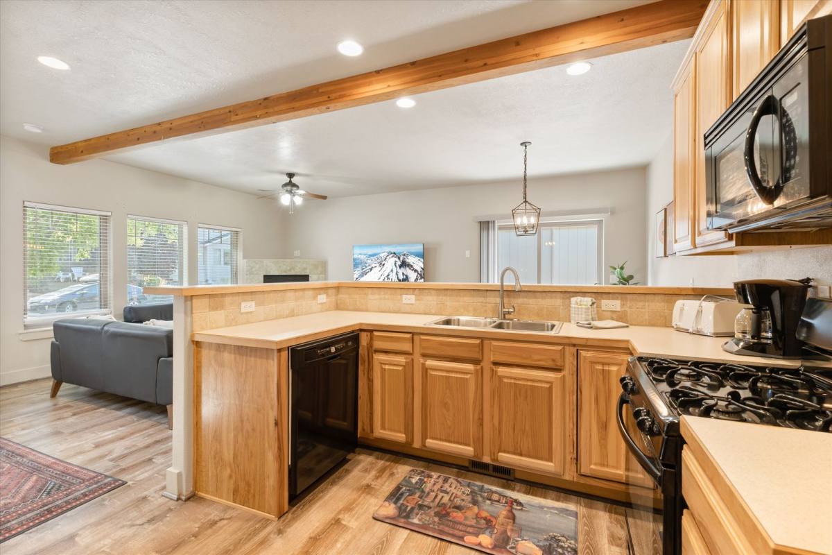 House for rent at 20184 Merriewood Lane, Bend, OR 97701
