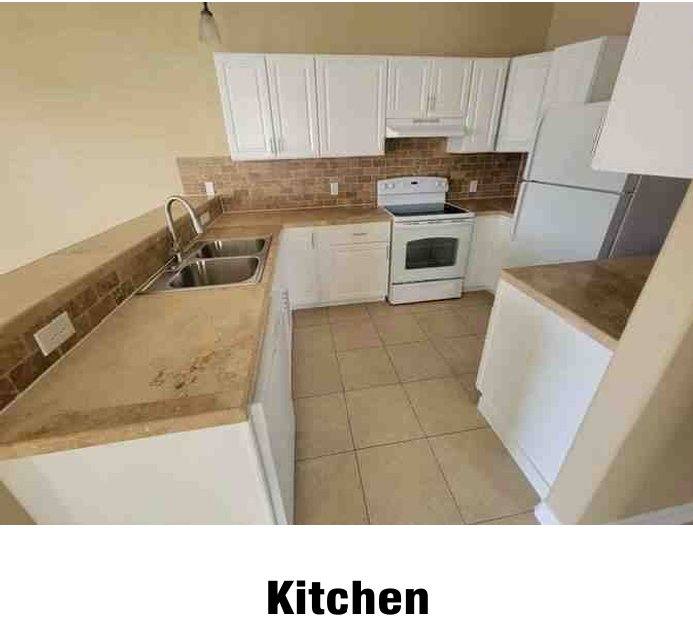 House for rent at 535 12th St, Dickinson, TX 77539