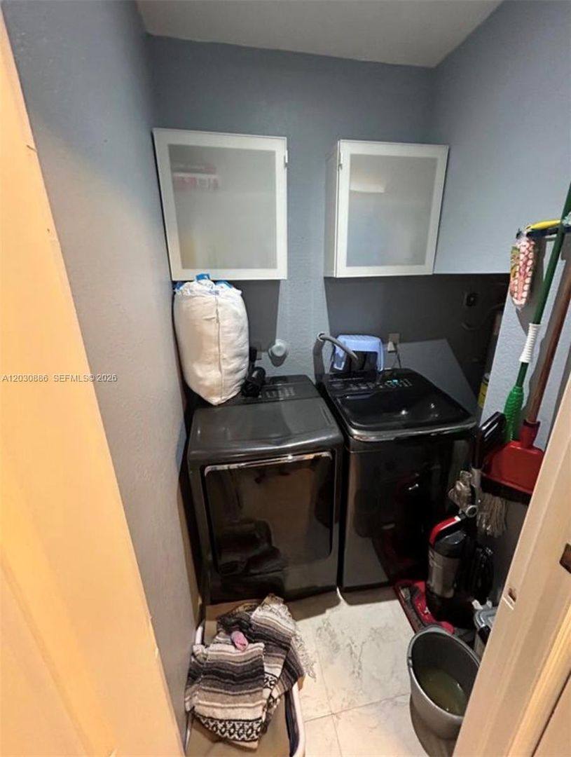 House for rent at 15372 SW 9th Way, Miami, FL 33194
