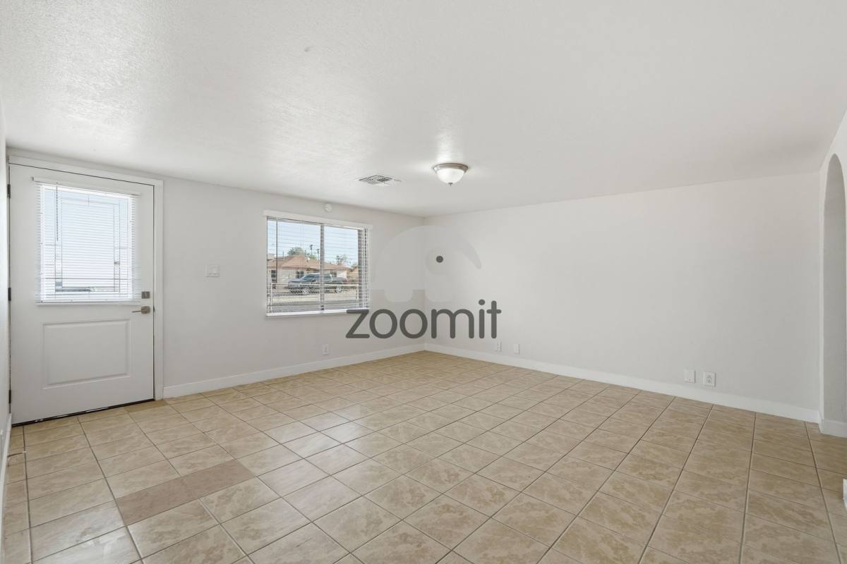 House for rent at 920 E 4th St, Casa Grande, AZ 85122