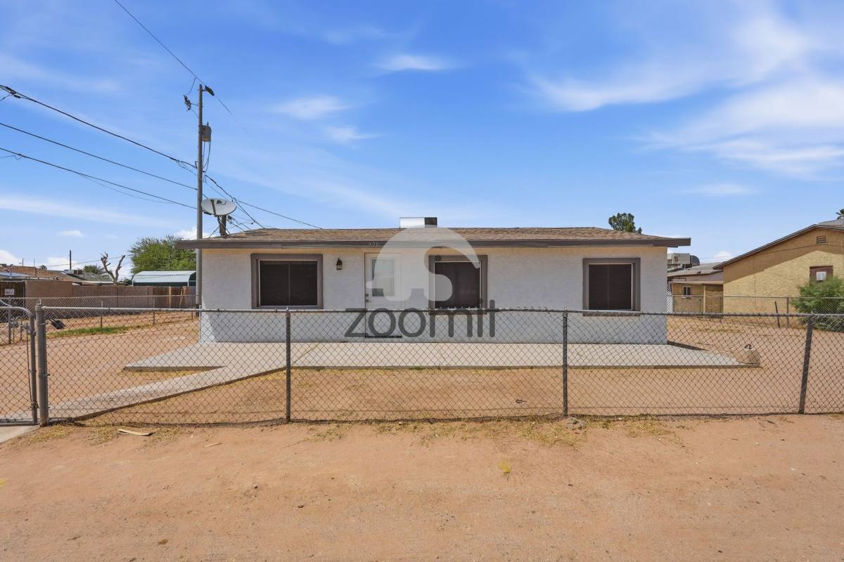 House for rent at 920 E 4th St, Casa Grande, AZ 85122