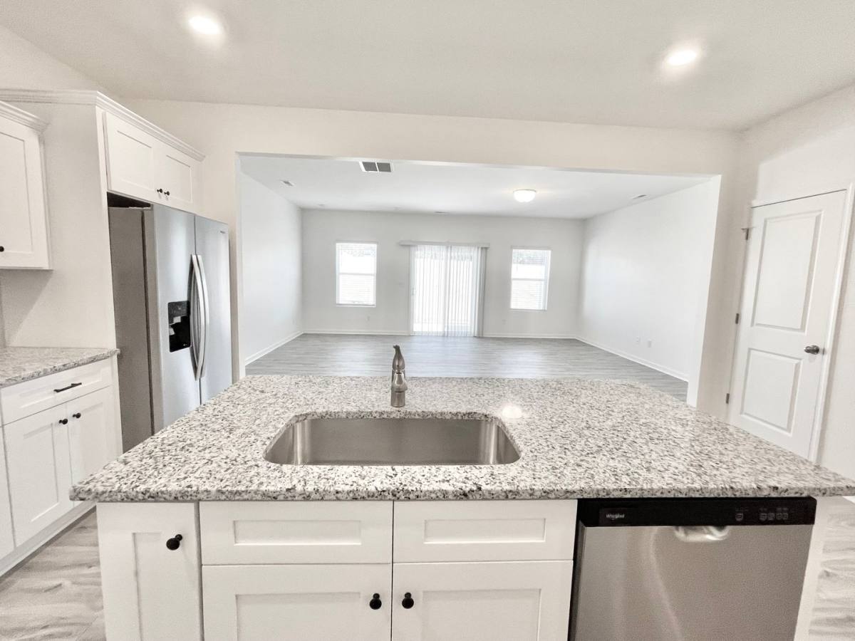 Townhouse for rent at 1590 Prickly Pear Dr, Kannapolis, NC 28083