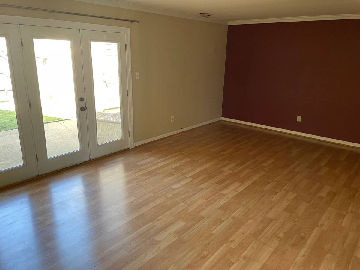 Townhouse for rent at 925 Sir Wilfred Circle, Virginia Beach, VA 23452