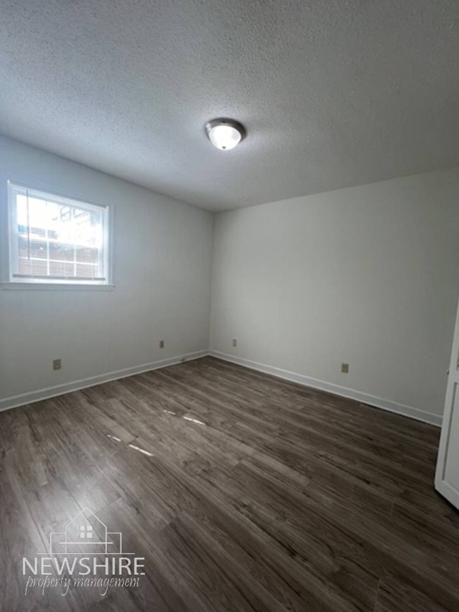 Apartment for rent at 135 Oakwood Ave, Spartanburg, SC 29302