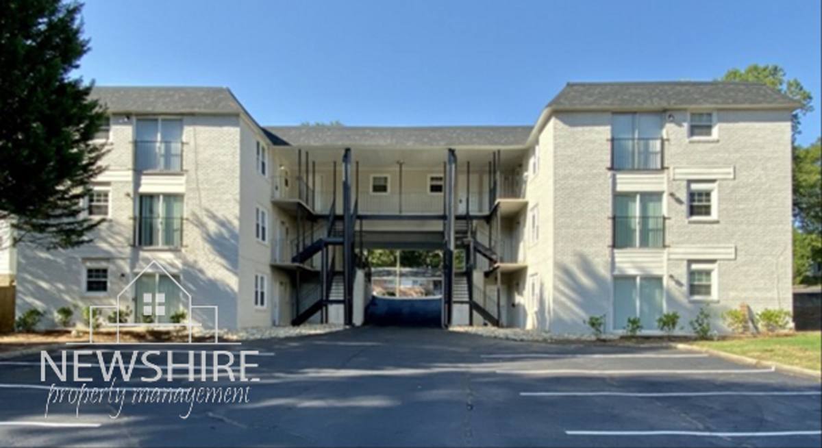 Apartment for rent at 135 Oakwood Ave, Spartanburg, SC 29302