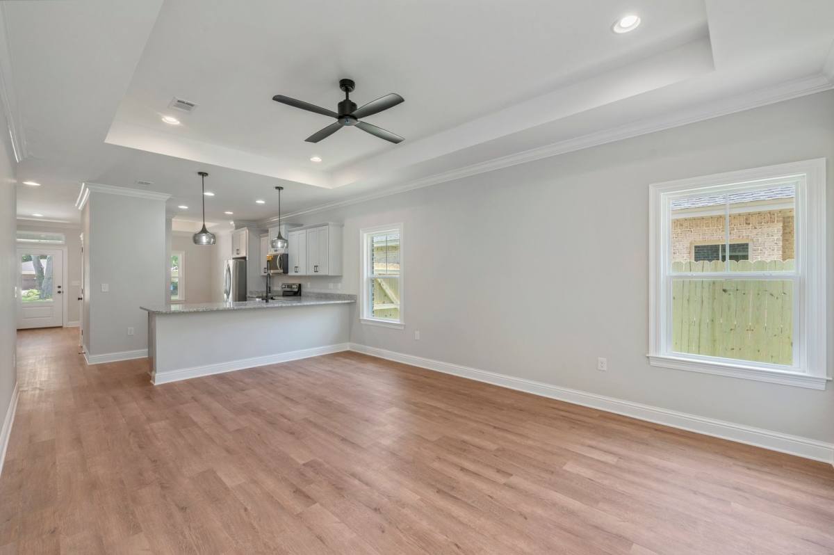 House for rent at 1404 Hickory St, Niceville, FL 32578
