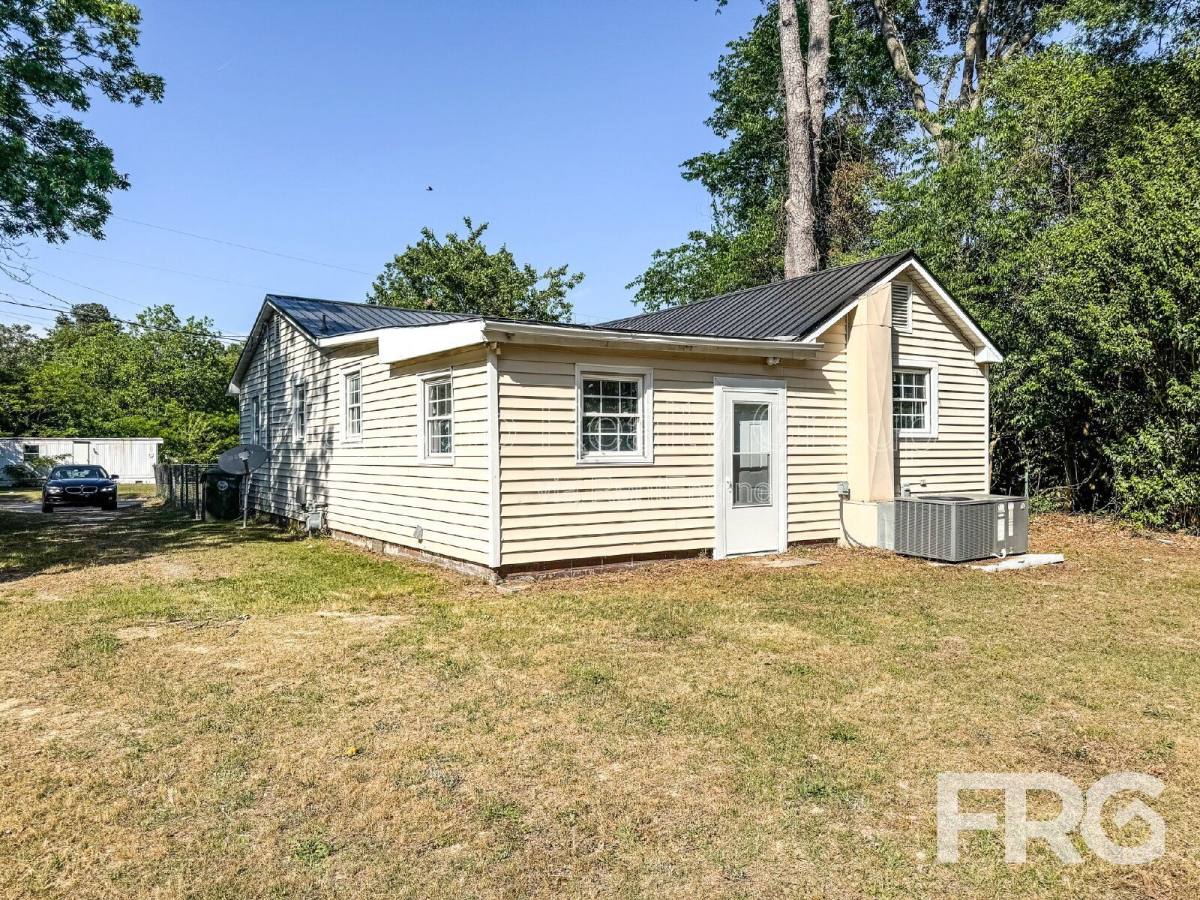 House for rent at 610 3rd St, Goldsboro, NC 27534