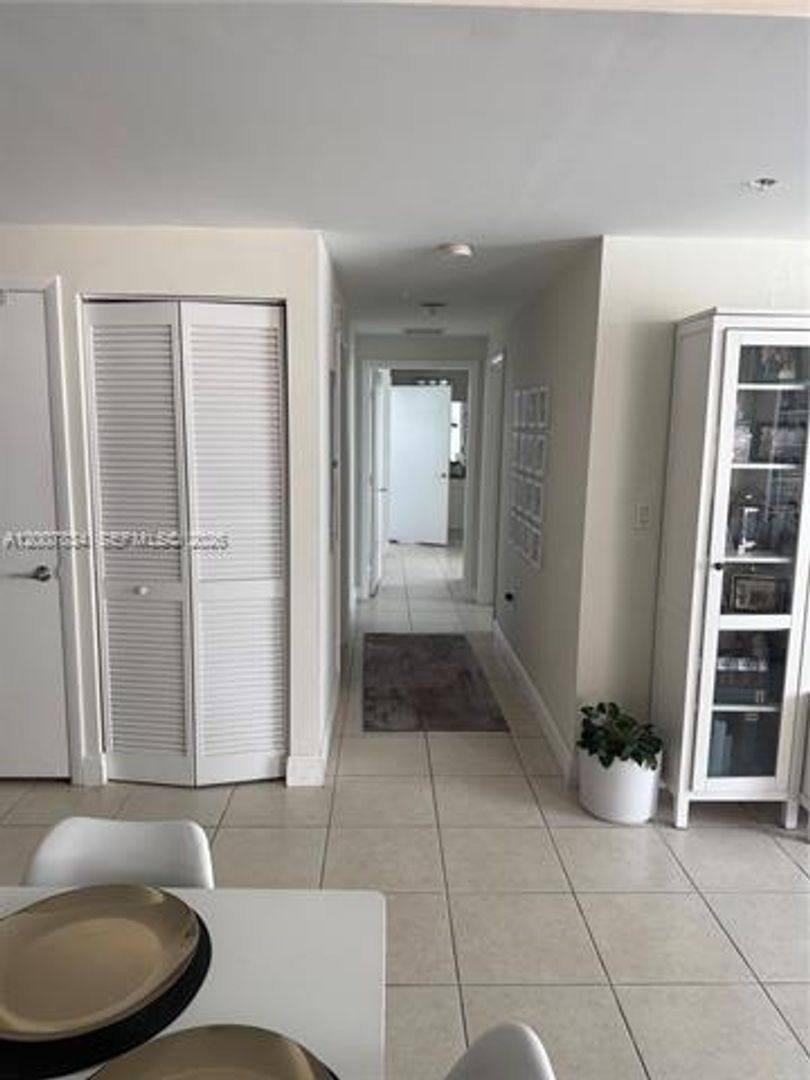 Apartment for rent at 7275 SW 90th St, Miami, FL 33156