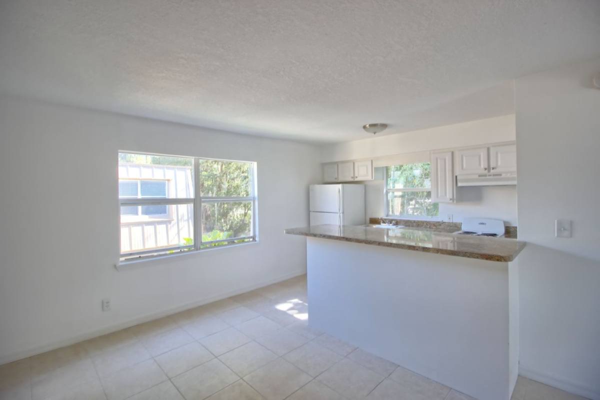 Apartment for rent at 2500 E Jefferson St, Orlando, FL 32803