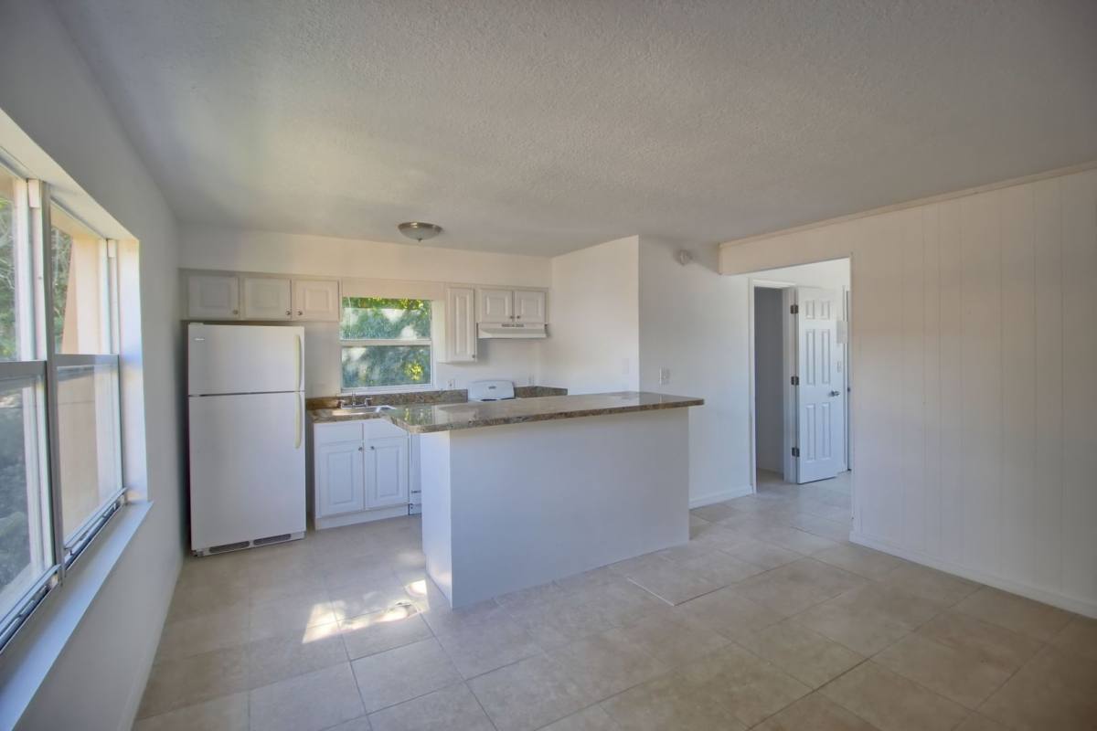Apartment for rent at 2500 E Jefferson St, Orlando, FL 32803