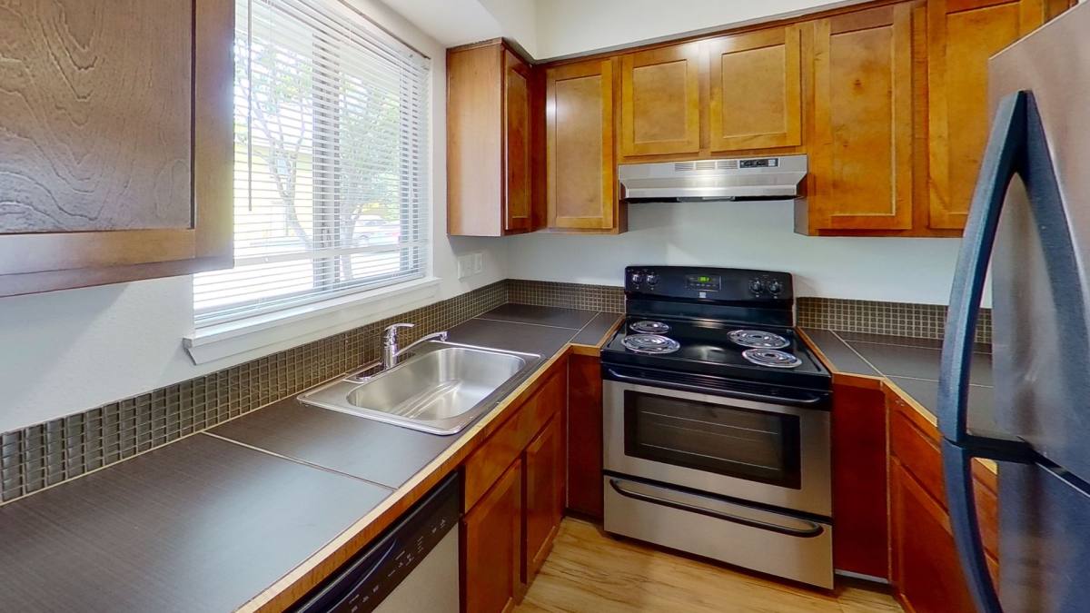Apartment for rent at 600 S 1st St, Austin, TX 78704