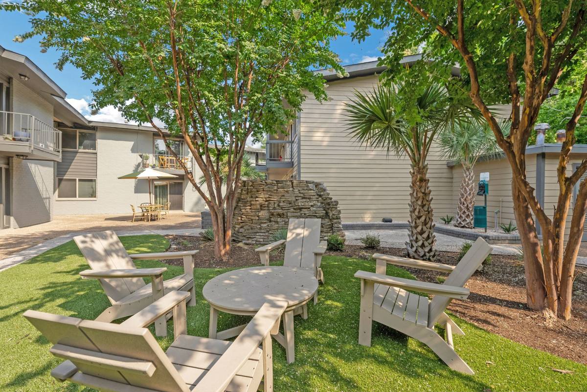 Apartment for rent at 600 S 1st St, Austin, TX 78704