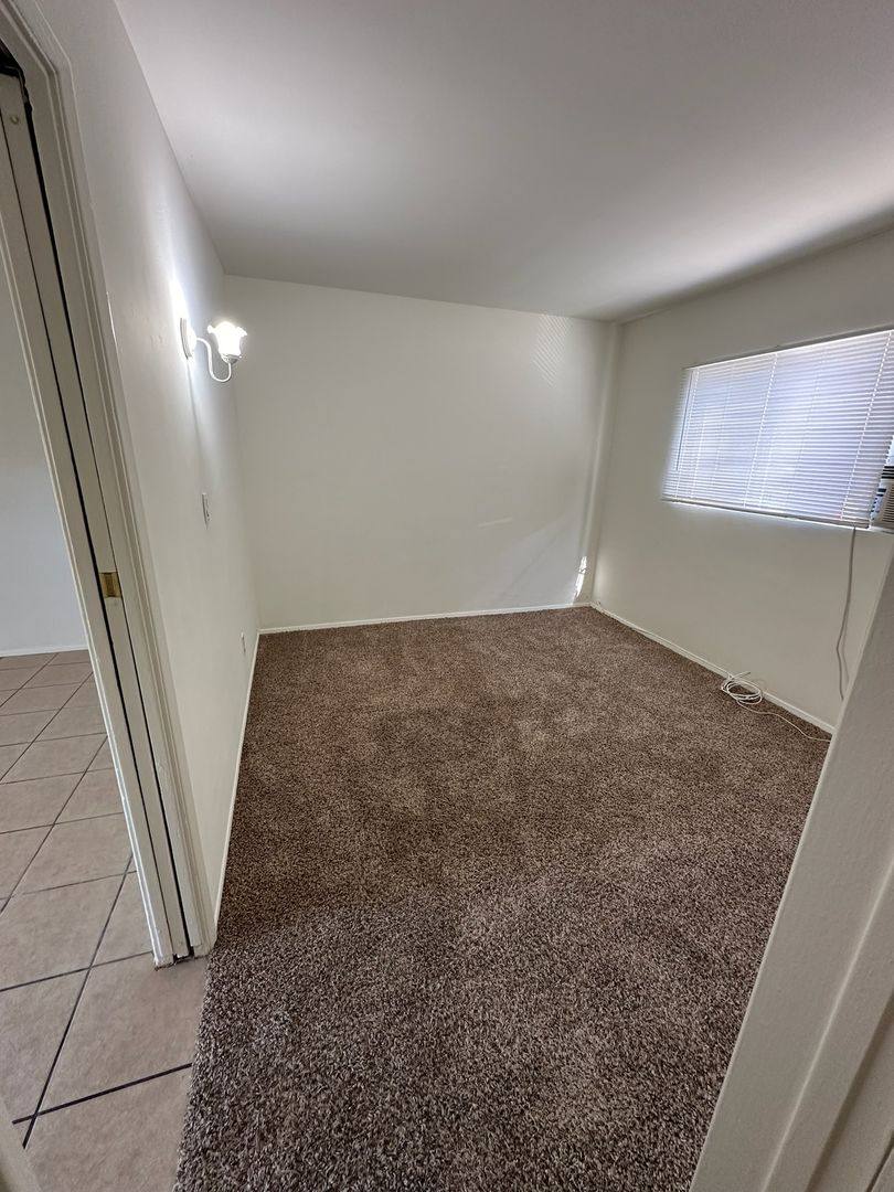Apartment for rent at 2902-2904 E Mariquita St, Long Beach, CA 90803