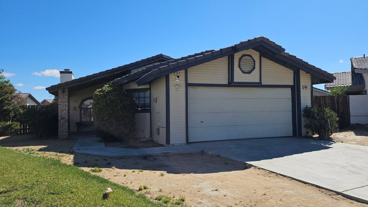 House for rent at 9931 Putter Court, California City, CA 93505